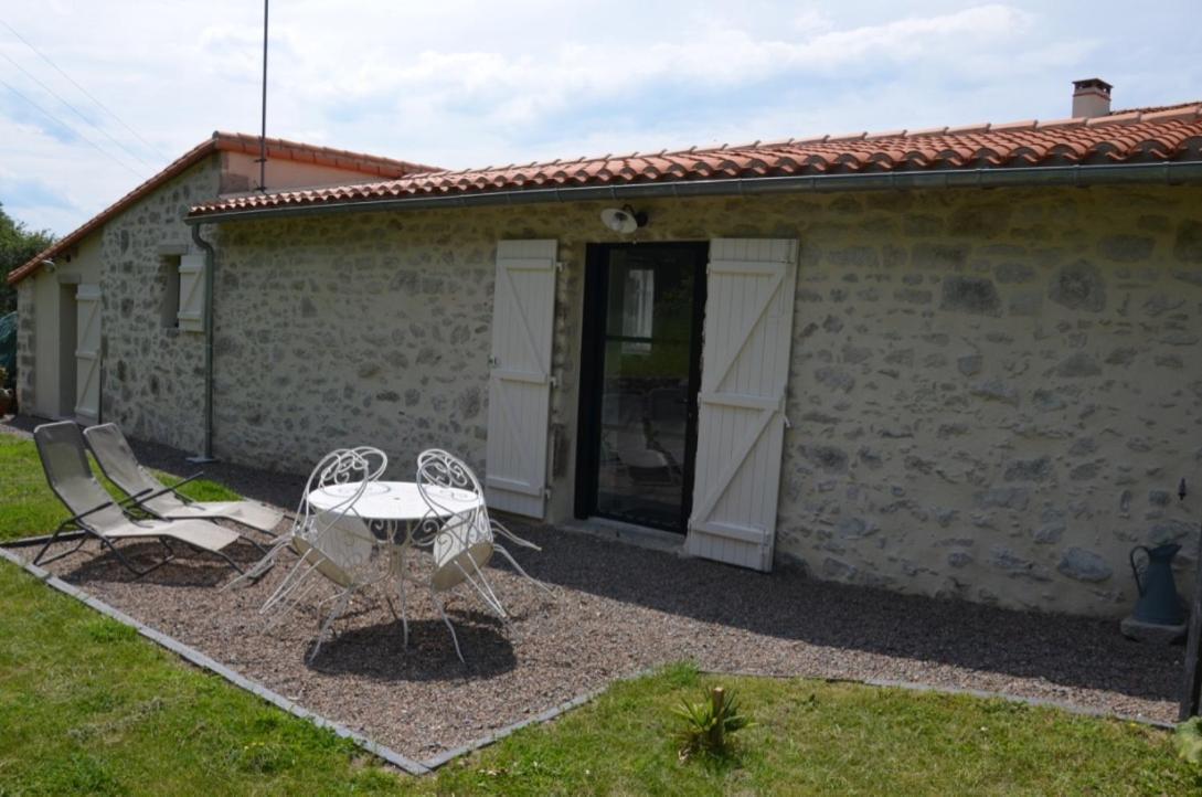 La Remise 4 Etoiles Villa Saint-Hilaire-de-Mortagne ภายนอก รูปภาพ